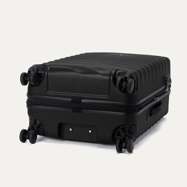 Maxlite® Air V2 Medium Check-In Hardside Spinner