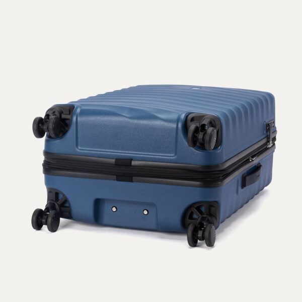 Maxlite® Air V2 Medium Check-In Hardside Spinner