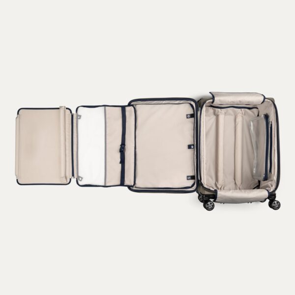 409186535_interior_open-1500x1500-f3a2c67 Platinum® Elite Medium Check-In Spinner