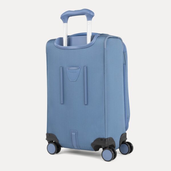 VersaPack®+ Carry-On Spinner